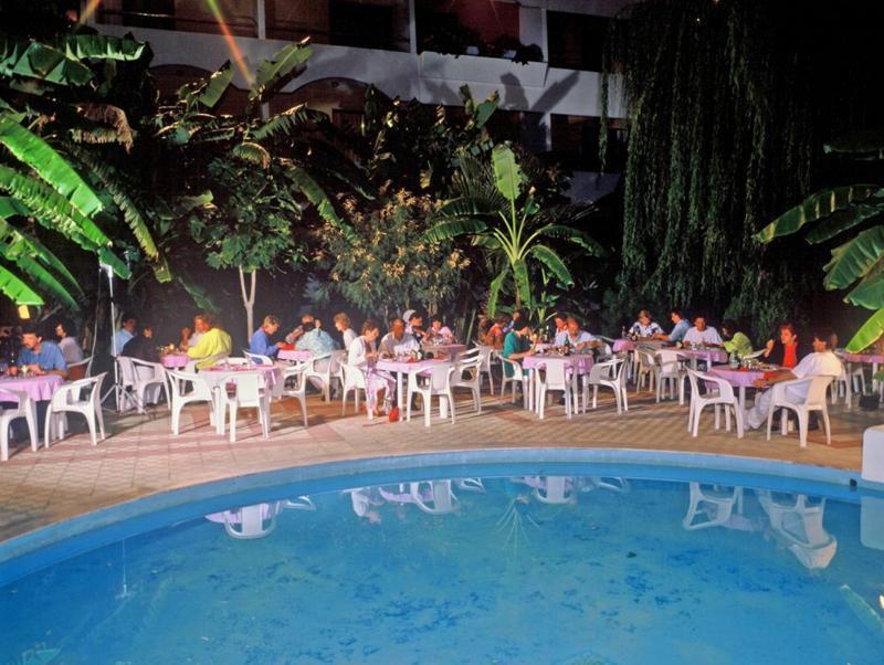 Tigaki Beach Hotel Ngoại thất bức ảnh