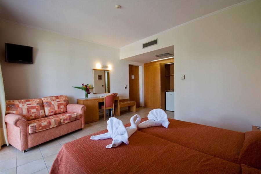 Tigaki Beach Hotel Ngoại thất bức ảnh